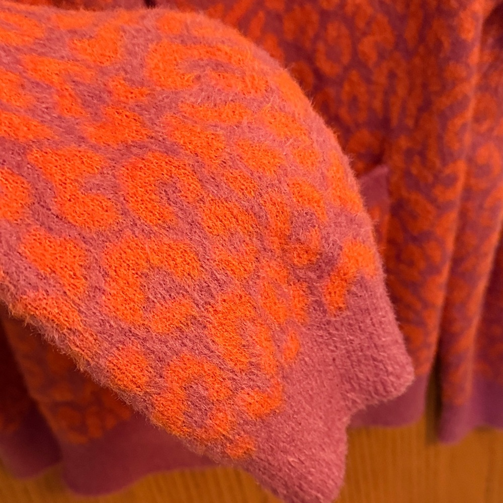 Men’s Pink and Orange Button Up Cardigan - Picture 7 of 9